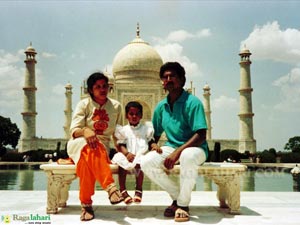 With my family at Taj Mahal, 1989