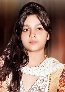  News on Mahesh Bhatt   S Younger Daughter In Karan Johar   S Student Of The