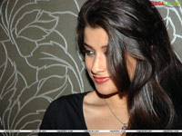 Madhurima Wallpaper