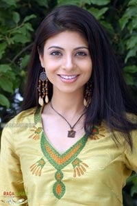 Ektha Khosla