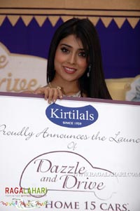 Shriya @ Kirthilals Dazzle & Drive Contest