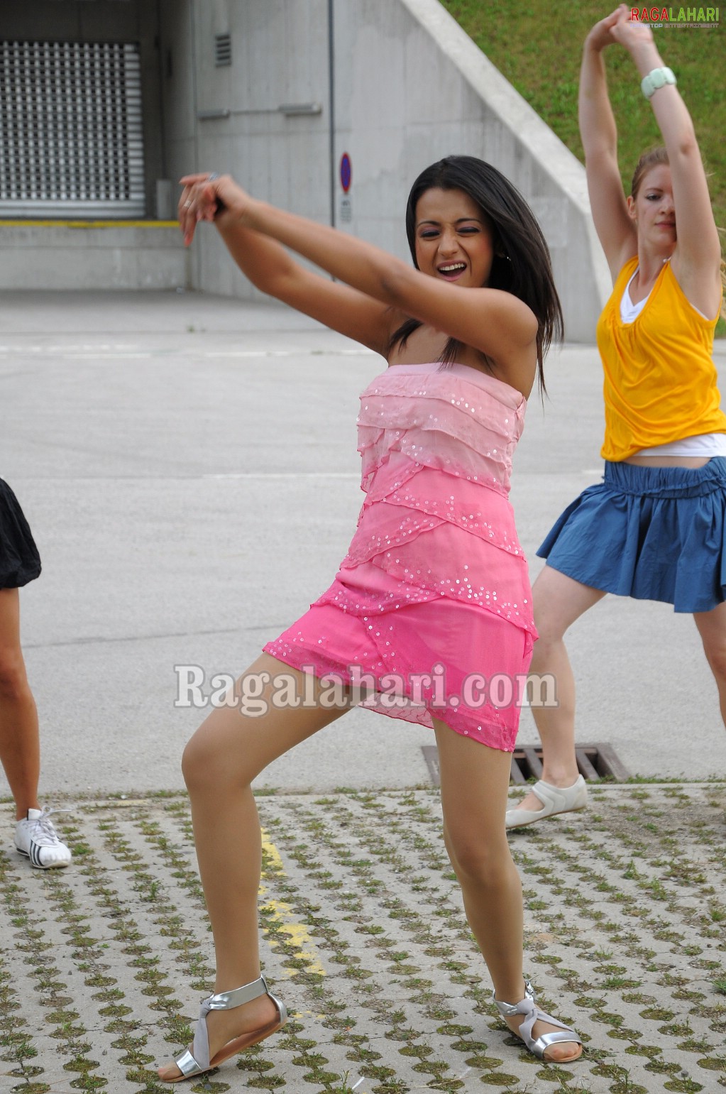trisha2932.jpg