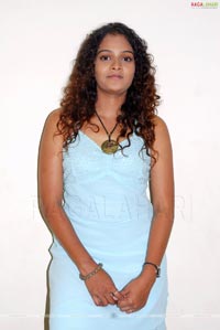 Sonia in Vinayakudu