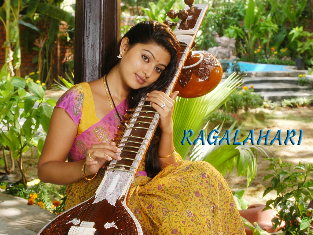 Latest Telugucinemawallpapers - Sneha wall paper form Radha Gopalam